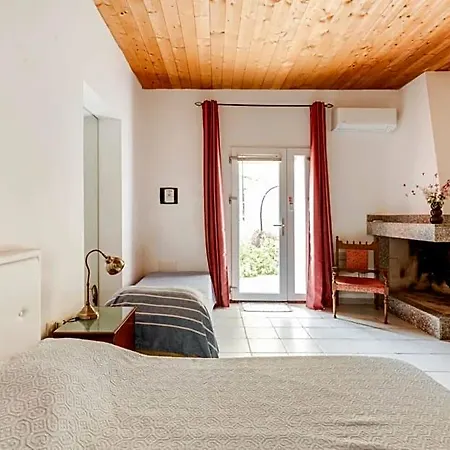 Domu Prexada Bed and Breakfast Maracalagonis