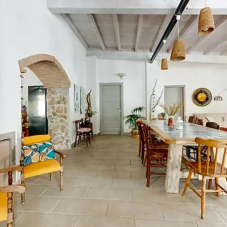 Domu Prexada Bed and Breakfast