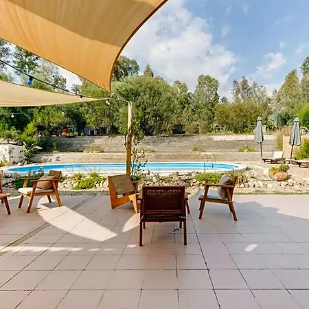 Bed and Breakfast Domu Prexada 3*