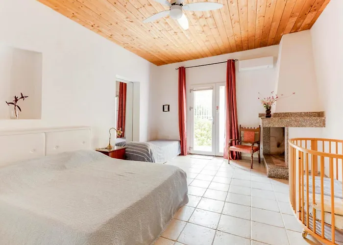 Oda ve Kahvaltı Domu Prexada