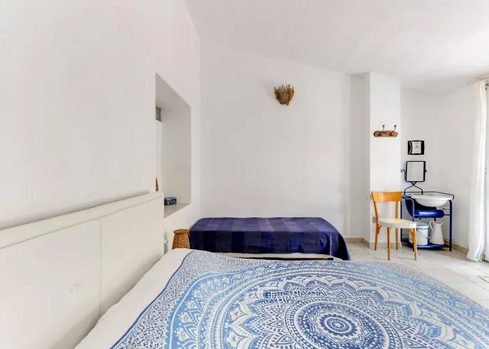 Domu Prexada Oda ve Kahvaltı Maracalagonis