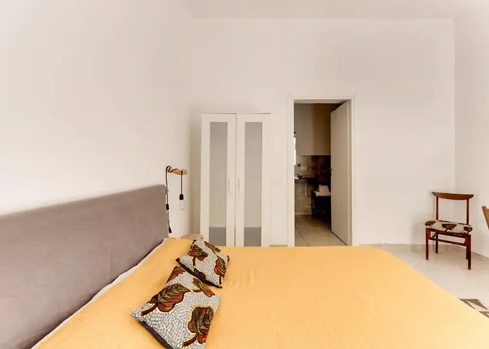 Oda ve Kahvaltı Domu Prexada 3*